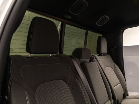 Used 2023 RAM 1500 Big Horn AWD/4WD image 37