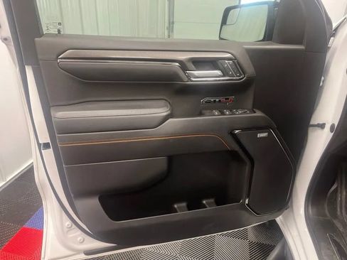 Used 2022 GMC Sierra 1500 AT4 w/ AT4 Preferred Package AWD/4WD image 21