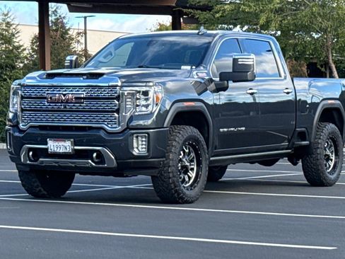 Used 2022 GMC Sierra 2500 Denali w/ Denali Ultimate Package image 9