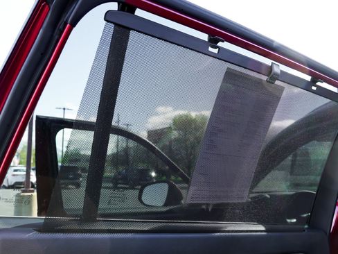 Used 2025 Toyota Highlander Limited image 24