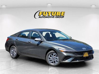 New 2025 Hyundai Elantra Blue