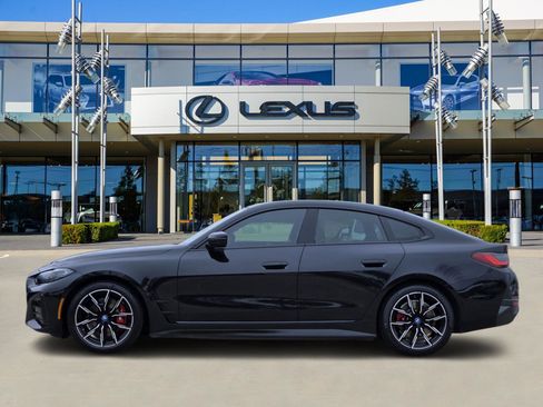 Used 2023 BMW i4 eDrive40 w/ M Sport Package image 3