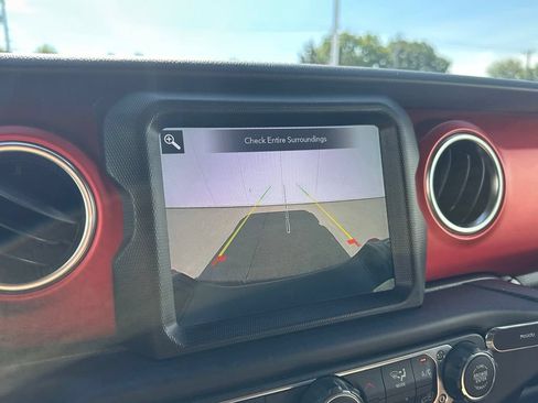 Used 2020 Jeep Gladiator Rubicon AWD/4WD image 33