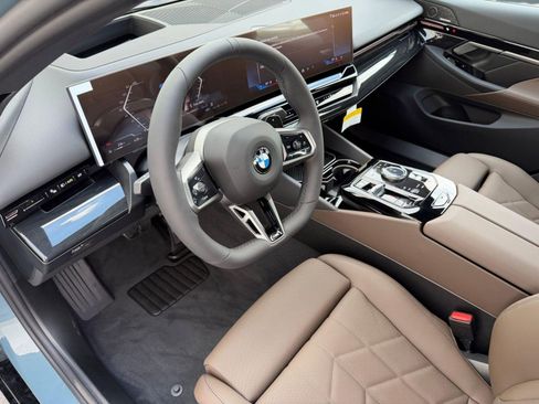 New 2026 BMW 530i w/ M Sport Package RWD image 4