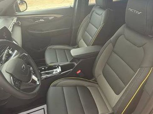 New 2026 Chevrolet TrailBlazer ACTIV w/ Convenience Package FWD image 12