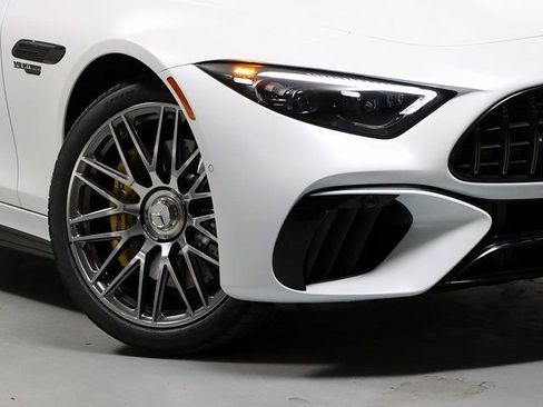 New 2026 Mercedes-Benz SL 63 AMG 4MATIC image 3
