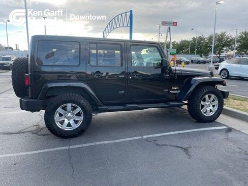 Used 2012 Jeep Wrangler Unlimited Sahara w/ Connectivity Group AWD/4WD image 1