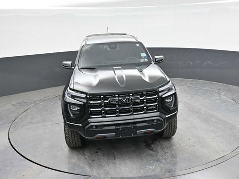New 2025 GMC Canyon AT4 w/ Nightfall Edition image 32