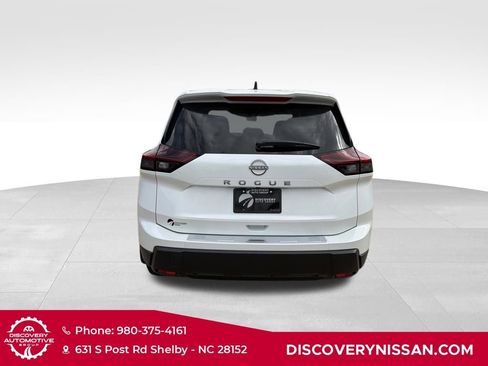 New 2026 Nissan Rogue SV image 7