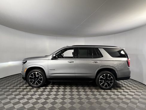 Used 2025 Chevrolet Tahoe RST image 9