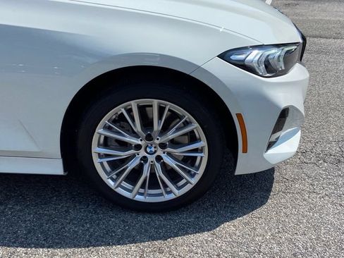 Used 2024 BMW 330i xDrive Sedan w/ Convenience Package AWD/4WD image 9