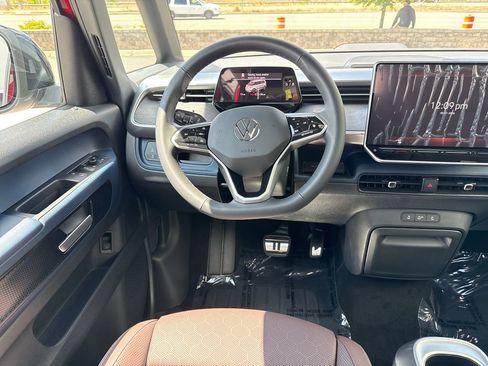 New 2025 Volkswagen ID. Buzz Pro S Plus AWD/4WD image 21