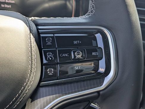 New 2026 Jeep Grand Wagoneer Summit w/ Rear Seat Video Group I AWD/4WD image 22
