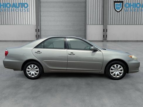 Used 2005 Toyota Camry LE FWD image 5