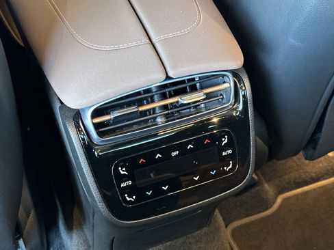 Certified 2023 Mercedes-Benz EQS 580 4MATIC SUV image 14