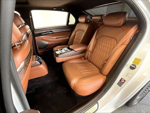 Used 2020 Genesis G90 3.3T Premium AWD/4WD image 28
