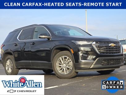 Used 2023 Chevrolet Traverse LT