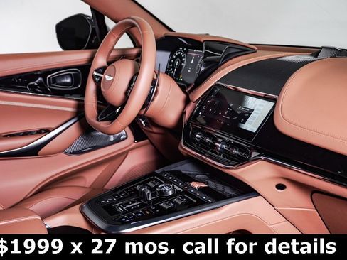 Used 2025 Aston Martin DBX 707 image 21