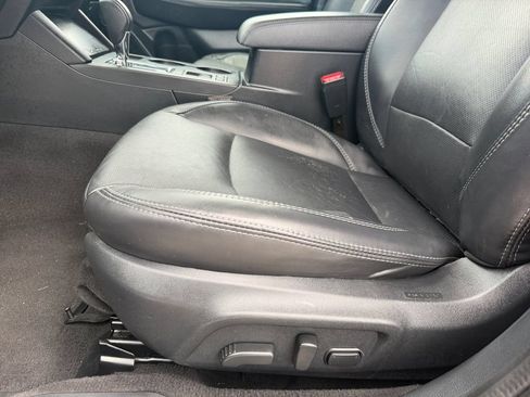 Used 2019 Subaru Outback 2.5i Limited AWD/4WD image 11