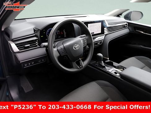 Certified 2025 Toyota Camry LE image 29