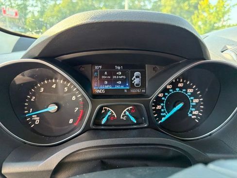 Used 2014 Ford Escape Titanium FWD image 8