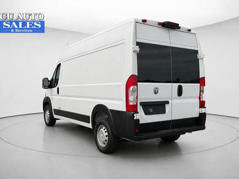 Used 2021 RAM ProMaster 2500 image 7