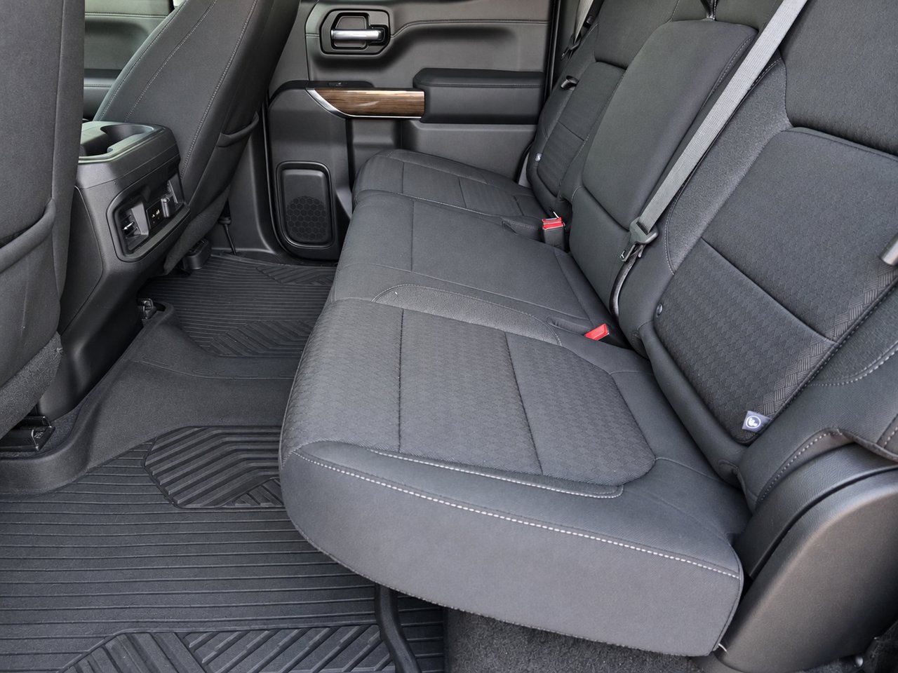 Used 2022 Chevrolet Silverado 1500 LT Trail Boss w/ Convenience Package II AWD/4WD image 26