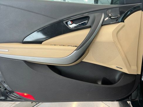 Used 2013 Hyundai Azera FWD image 12