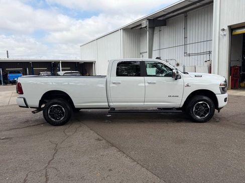New 2026 RAM 3500 Laramie AWD/4WD image 8