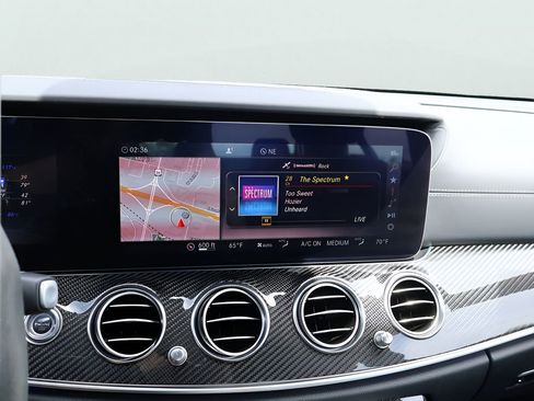 Used 2019 Mercedes-Benz E 63 AMG S image 24