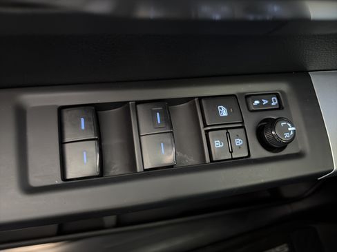 Used 2024 Toyota Sequoia Platinum AWD/4WD image 30