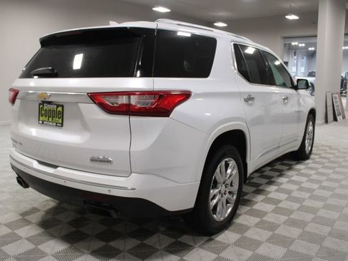 Used 2018 Chevrolet Traverse High Country image 12