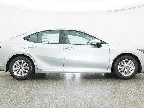 New 2026 Toyota Camry LE image 30