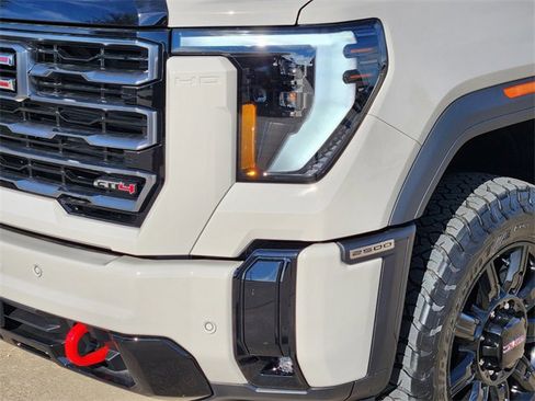 New 2026 GMC Sierra 2500 AT4 w/ AT4 Premium Plus Package image 8