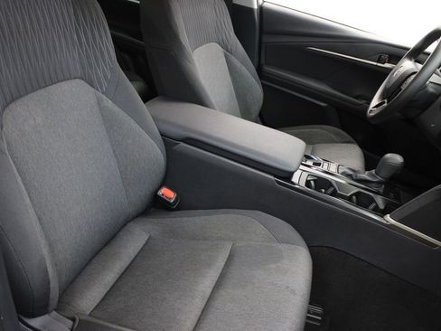 Used 2025 Toyota Camry LE image 22