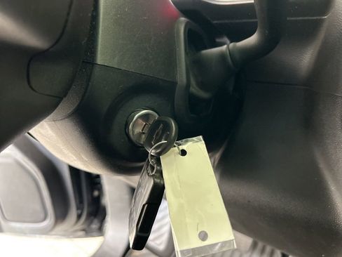 Used 2019 Chevrolet Silverado 1500 Custom image 40