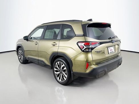 Used 2025 Subaru Forester Touring image 5