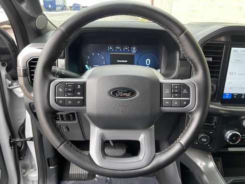 Used 2025 Ford F150 Lariat image 27