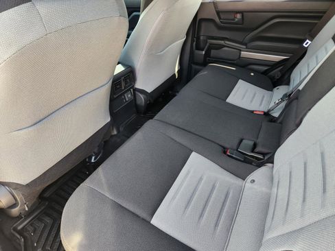 Used 2025 Toyota 4Runner TRD Off-Road image 37