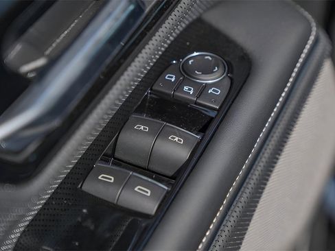 New 2025 GMC Sierra EV Denali image 17