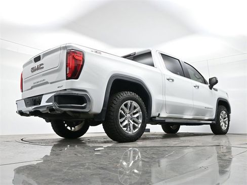 Used 2020 GMC Sierra 1500 SLT w/ SLT Premium Package image 27