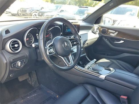 Used 2020 Mercedes-Benz GLC 300 image 11