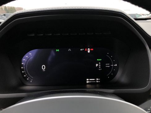 New 2026 Volvo XC90 T8 Plus w/ Protection Package Premier image 19