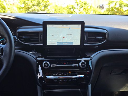 Used 2024 Ford Explorer ST-Line w/ Class IV Trailer Tow Package image 26