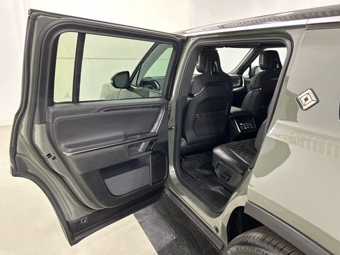 Used 2022 Rivian R1S Launch Edition Quad AWD/4WD image 17