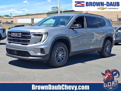 Certified 2026 GMC Acadia Elevation AWD/4WD image 1