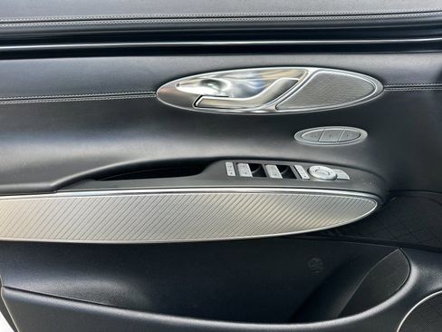 Used 2023 Genesis GV70 2.5T Sport Prestige w/ Sport Prestige Package image 11