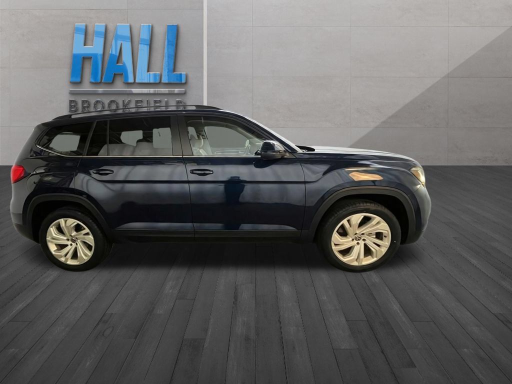 Used 2023 Volkswagen Atlas SE w/ Panoramic Sunroof Package AWD/4WD image 8