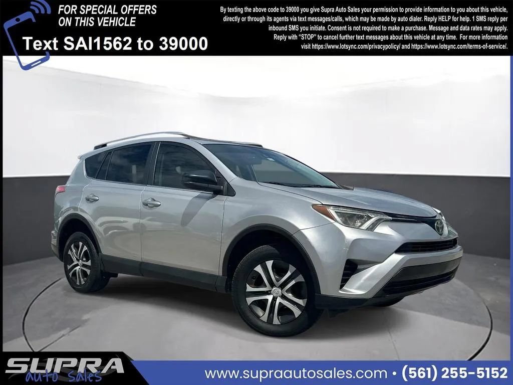 Used 2017 Toyota RAV4 LE FWD image 1