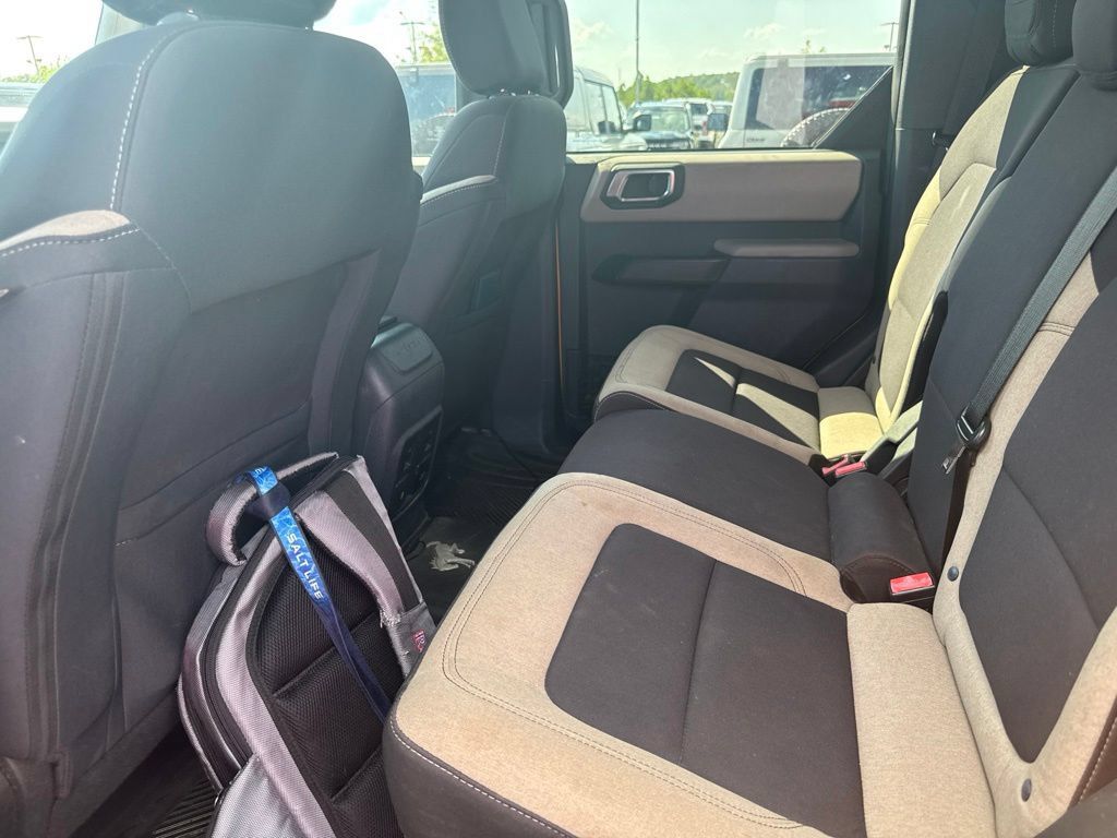 Used 2022 Ford Bronco Big Bend AWD/4WD image 9